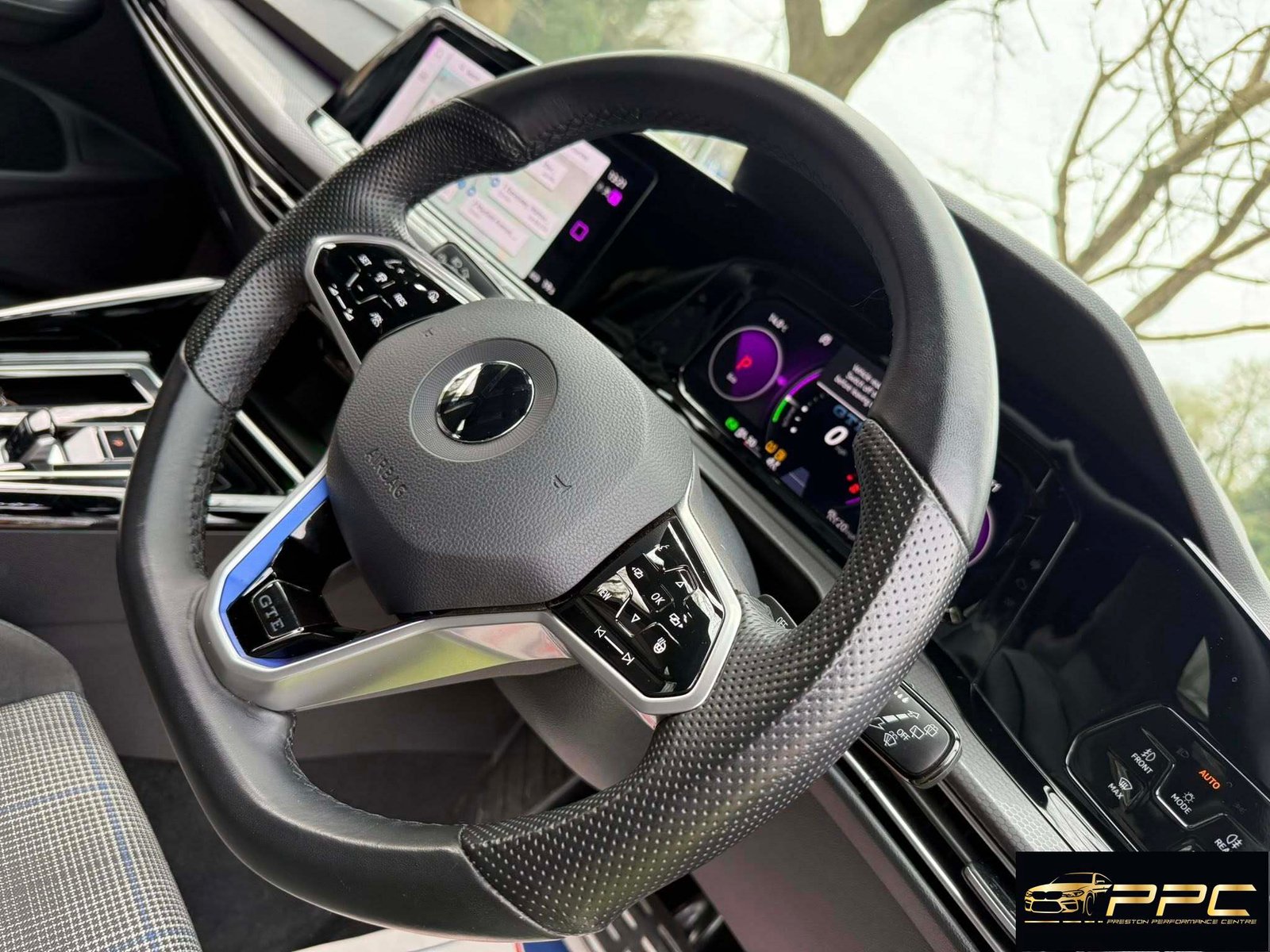 Volkswagen Golf GTE 1.4 TSI Hybrid R-Line Spec – 2023 Moonstone Grey - Image 15