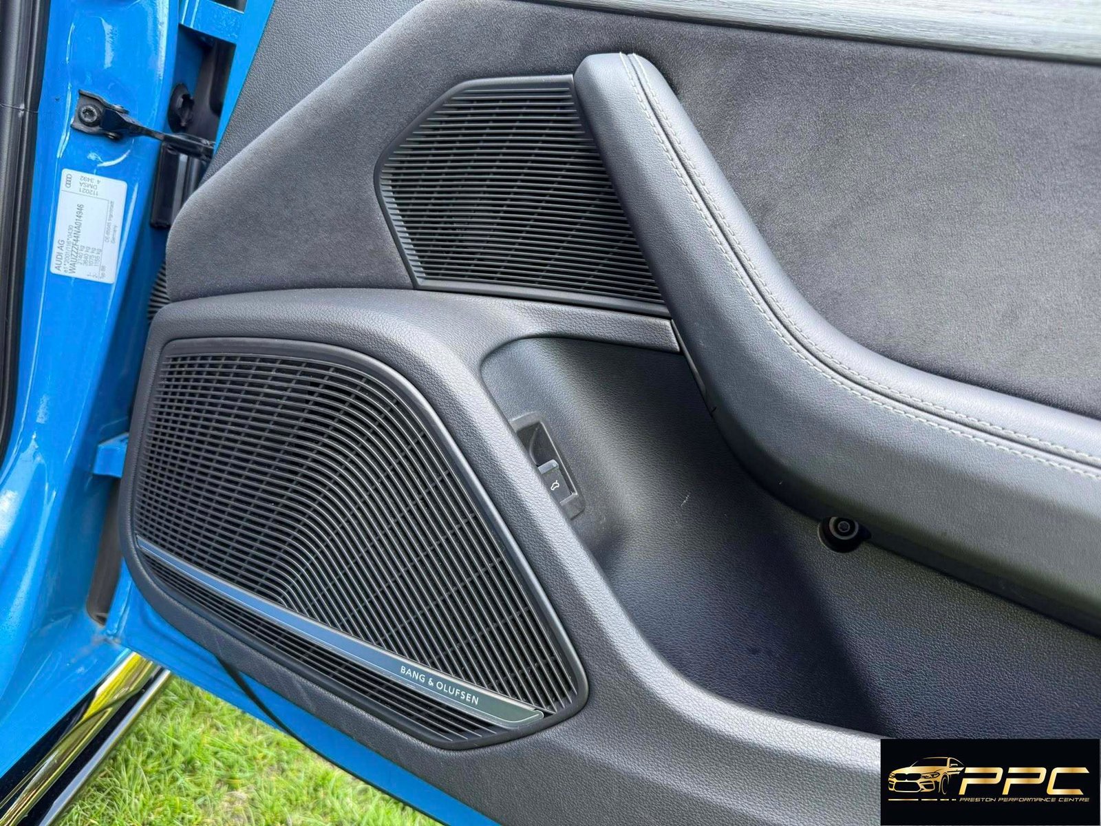 Audi A4 2.0 TFSI Quattro Vorsprung Avant – 2022 Riviera Blue - Image 9